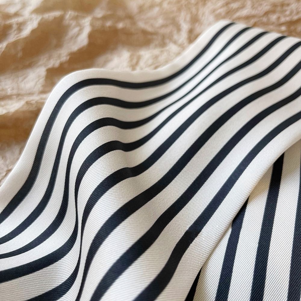 Elegante Sciarpa a Righe Stile - Silk Tie Striped recensione e prezzo