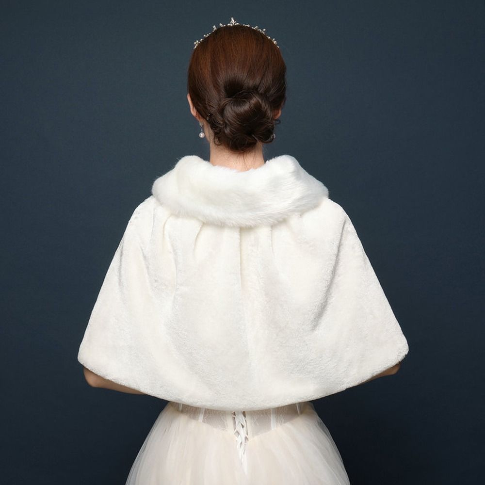 Stola avvolgente in peluche ad - Stole Wedding Shawl recensione e prezzo
