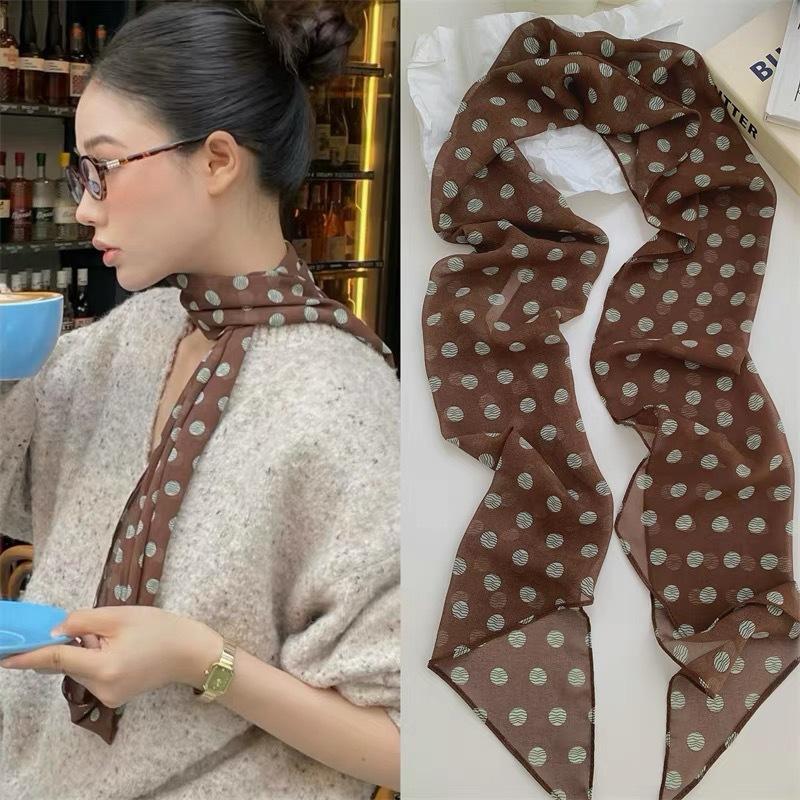 Sciarpa in Seta Sottile con St - Silk Neck Scarf recensione e prezzo