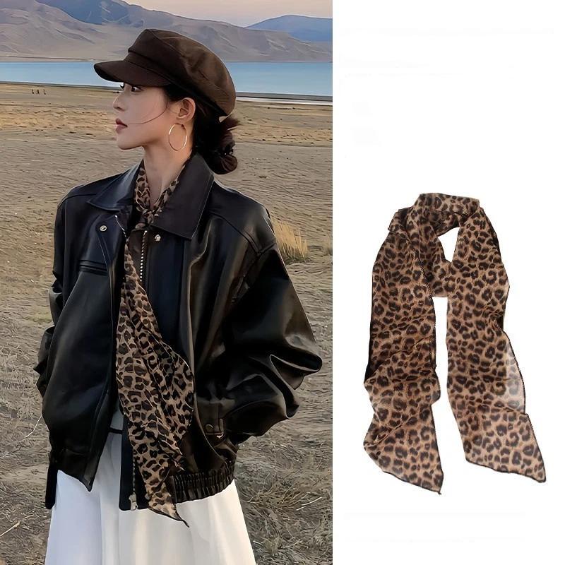 Sciarpa in Seta Sottile con St - Silk Neck Scarf recensione e prezzo