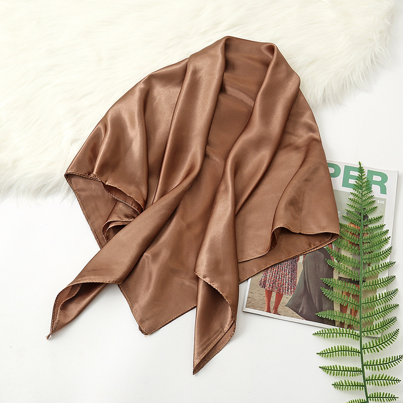 90 centimetri Colori Solidi Fa - Silk Neck Scarf recensione e prezzo